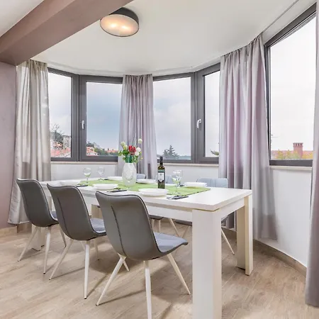 Lejlighed 3 Bedroom Cozy In